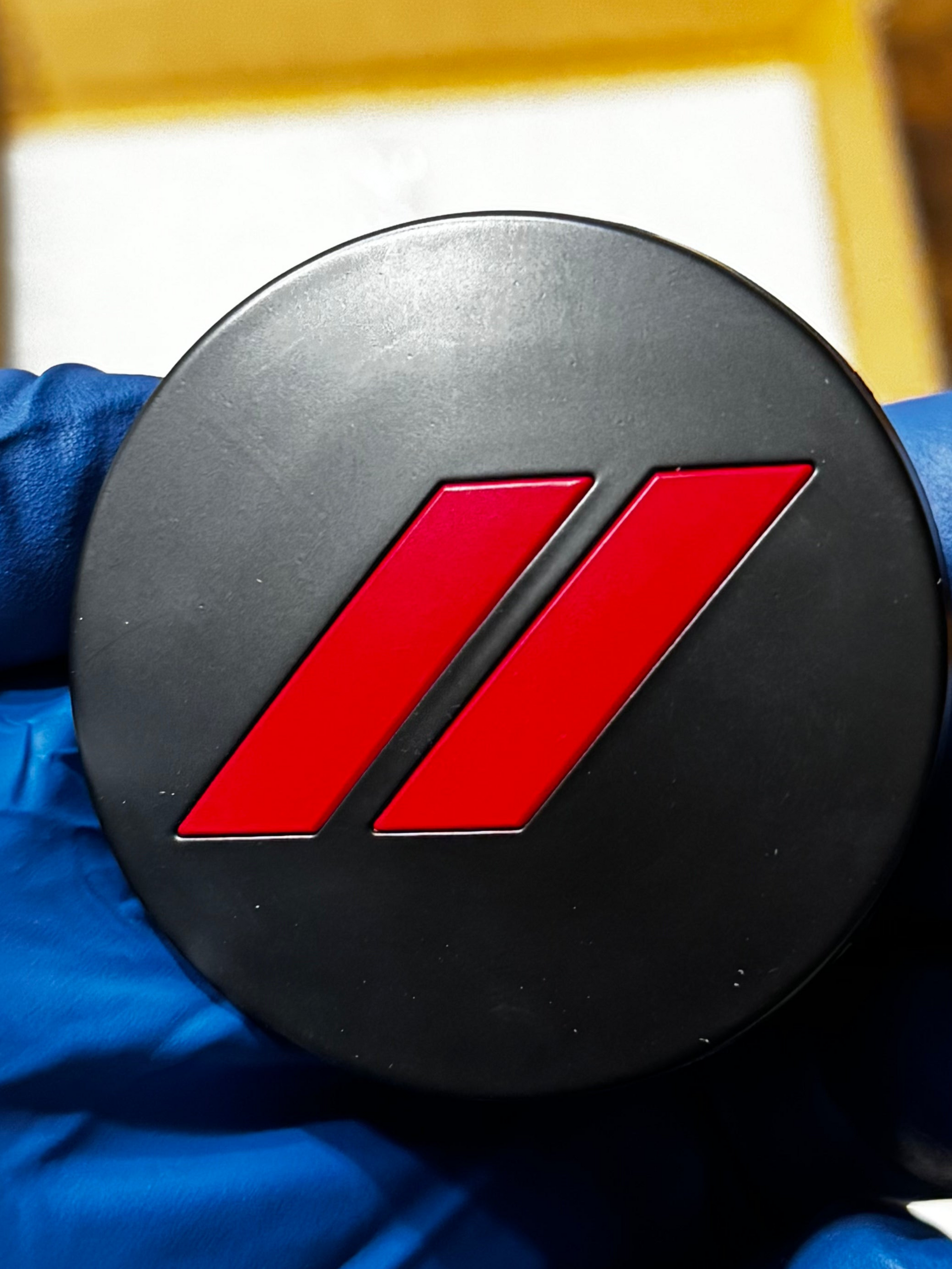 Satin Floating Center Caps